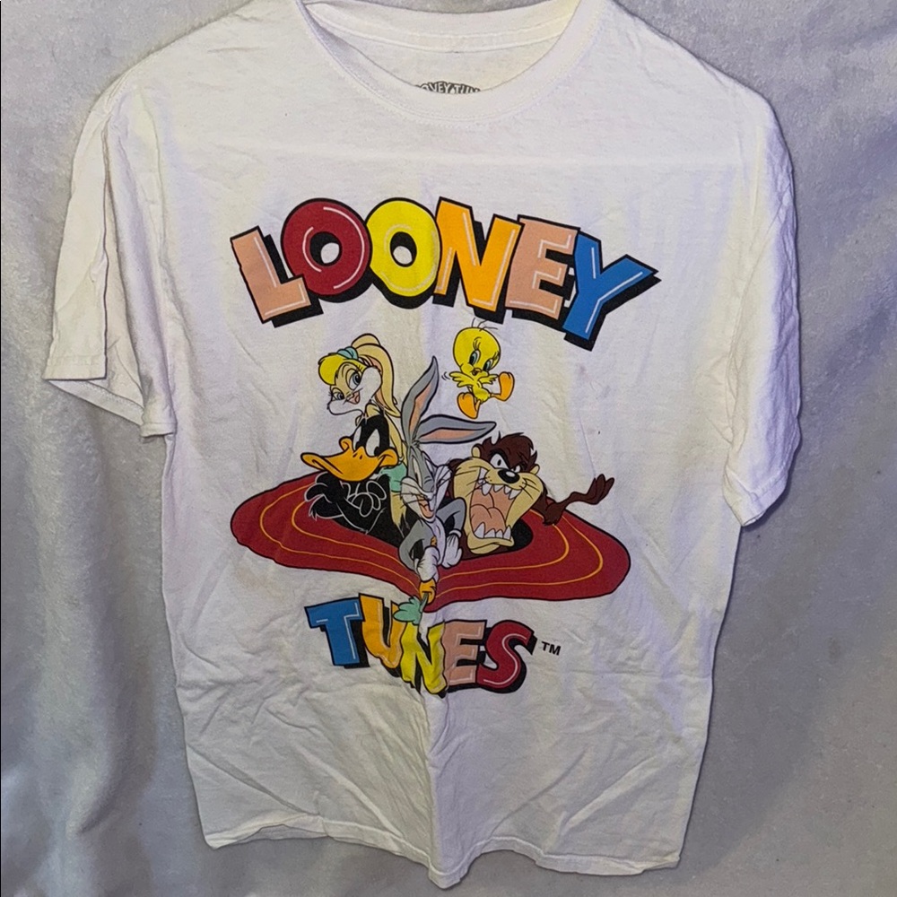 Looney Tunes Graphic T-Shirt